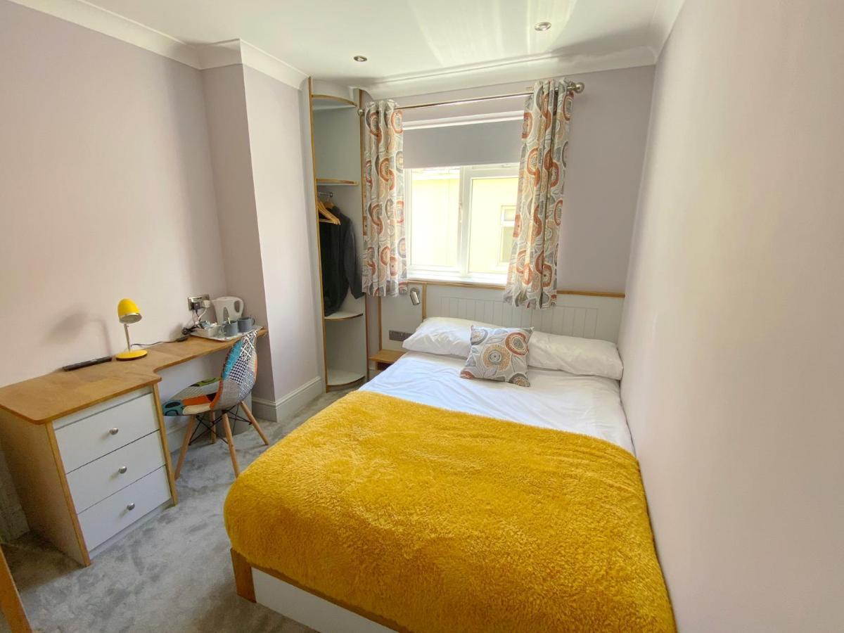 Orchard House Bed and Breakfast Swindon Eksteriør billede