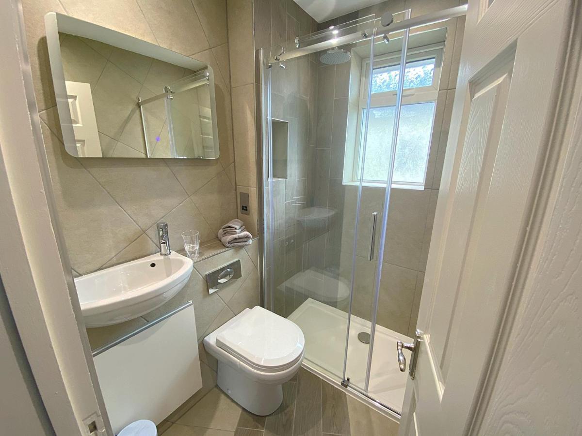Orchard House Bed and Breakfast Swindon Eksteriør billede