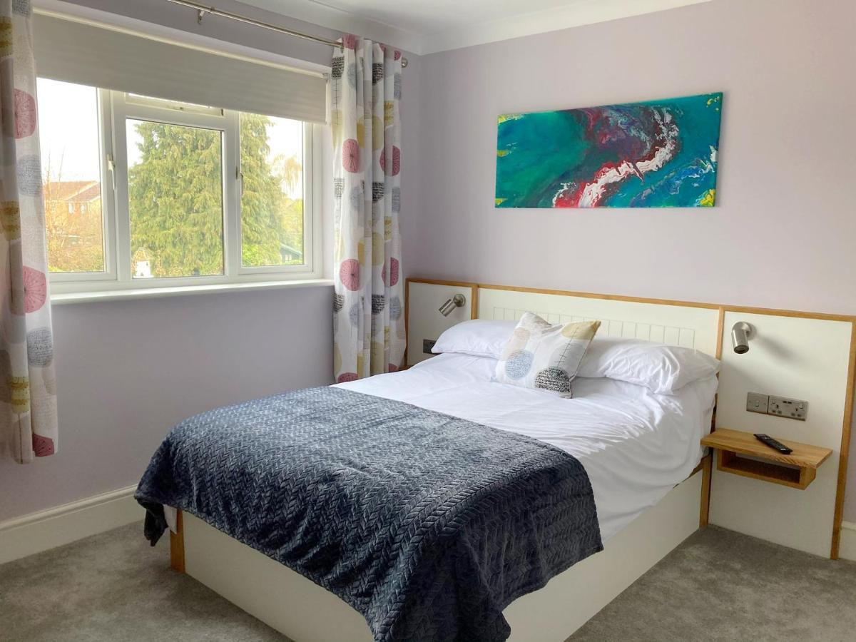 Orchard House Bed and Breakfast Swindon Eksteriør billede